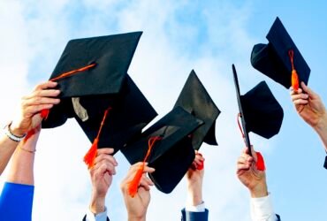 Ilustrasi Wisuda. (Foto : Pixabay)