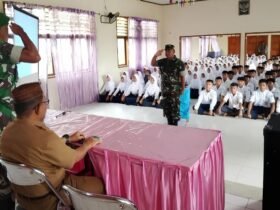 Ratusan siswa SMP Negeri 1 Telaga Biru antusias mengikuti penyuluhan bela negara yang digelar Satgas TMMD ke-126 Kodim 1315/Kabupaten Gorontalo.(Foto : Dok.Ist.)