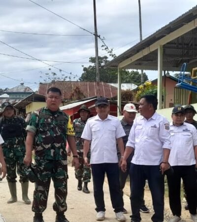 Tim Wasev Mabesad saat meninjau pelaksanaan program TMMD ke-126 di Desa Tonala, Kecamatan Telaga Biru, Kabupaten Gorontalo, Rabu (29/10/2025). (Foto : Dok. TNI)
